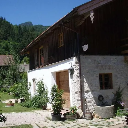1-bedroom *